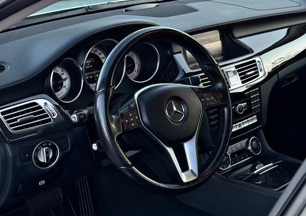 Mercedes-Benz CLS cena 65990 przebieg: 225000, rok produkcji 2012 z Radom małe 781
